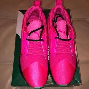 Women’s workout sneakers